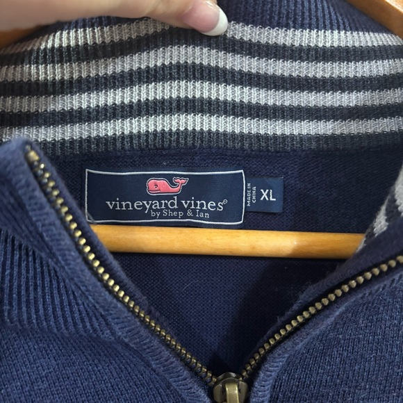 Vineyard Vines Navy Blue Zip Up Sweater Size XL - Picture 4 of 7